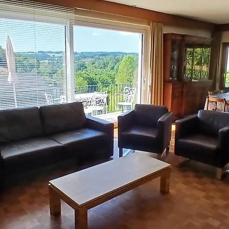 Des Collines Holiday home *
