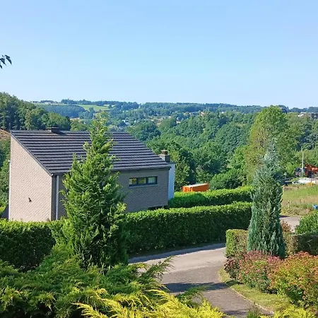 펜션 Des Collines 말메디